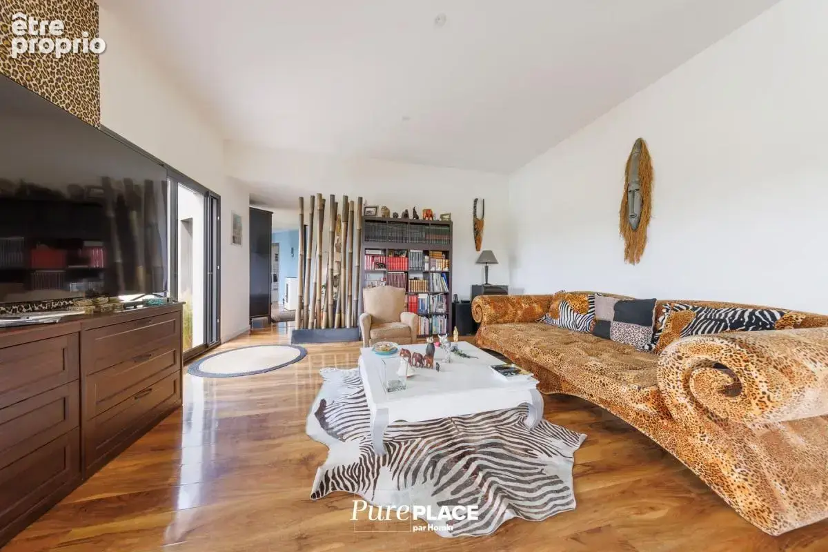 Villa d’architecte contemporaine avec piscine chauffée et vues sur le Puy de Dôme et le Sancy - photo 10