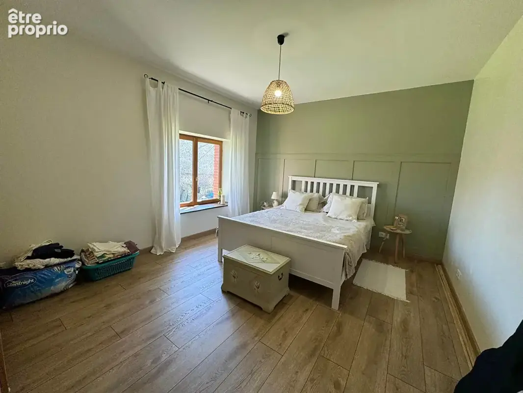 CREUSE - Conversion de grange exceptionnelle, rénovée avec des prestations haut de gamme, avec piscine et deux granges. - photo 8