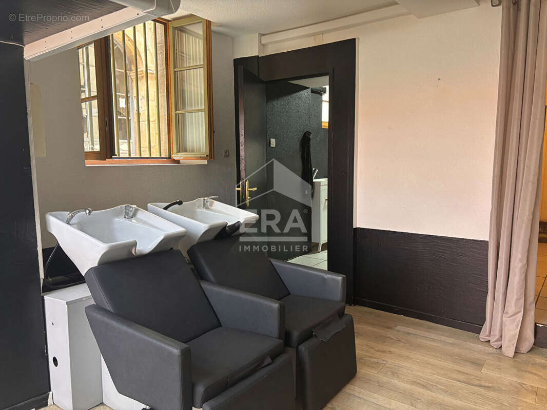 Local commercial 52m² à carcassonne - photo 2