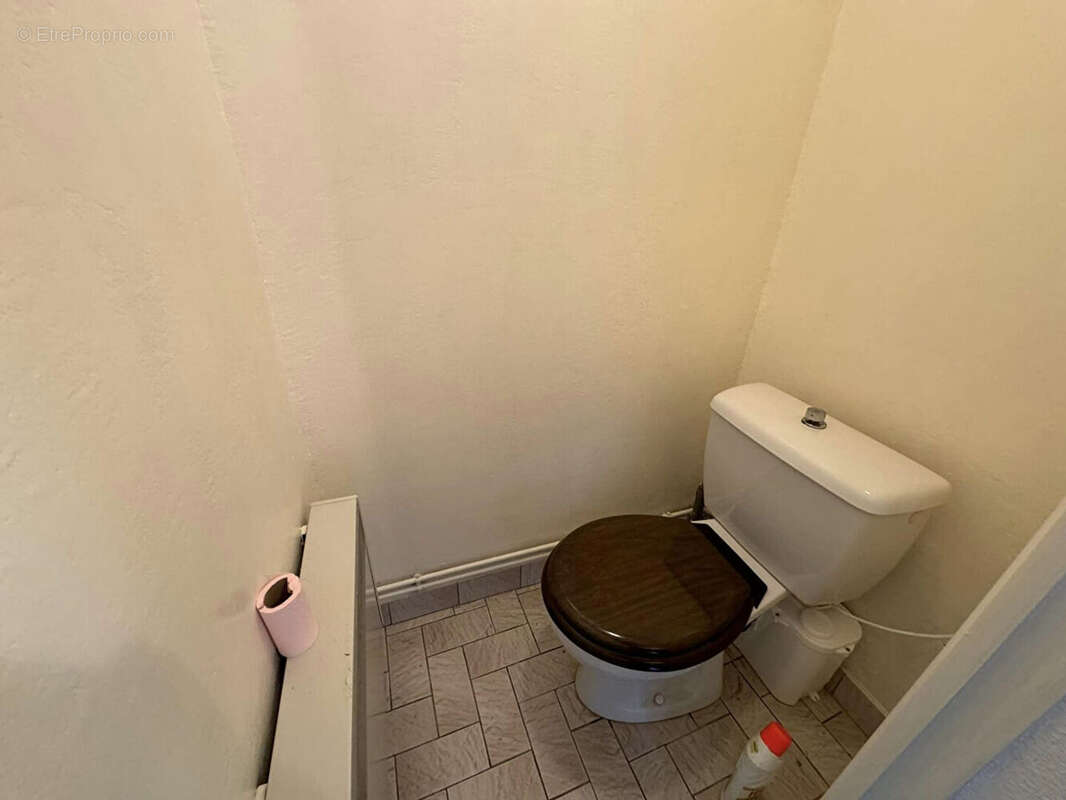 Maison à CHATEAUPONSAC