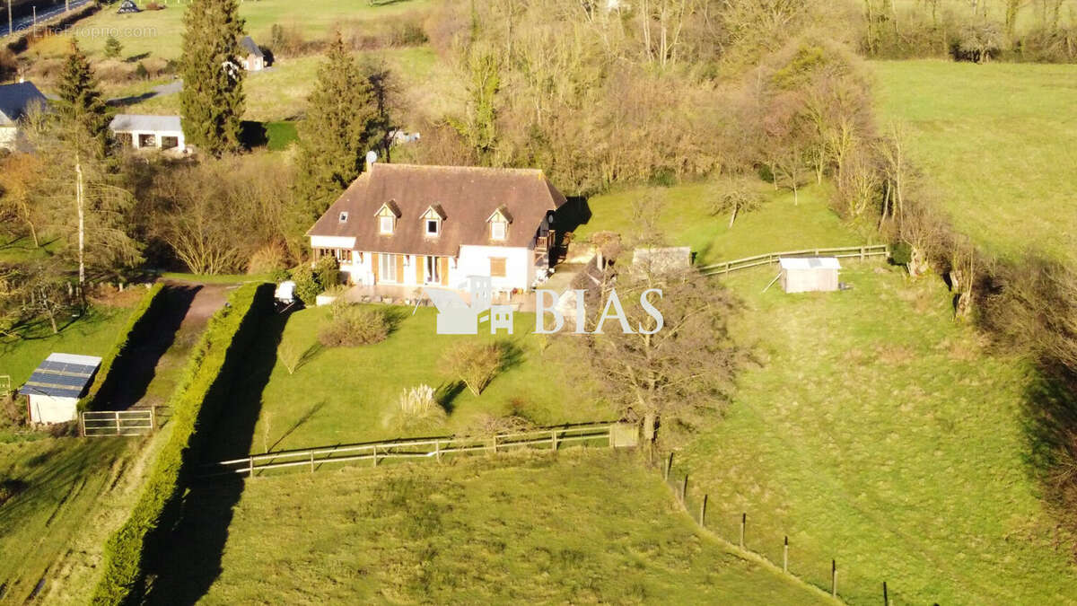 Maison à PONT-L'EVEQUE