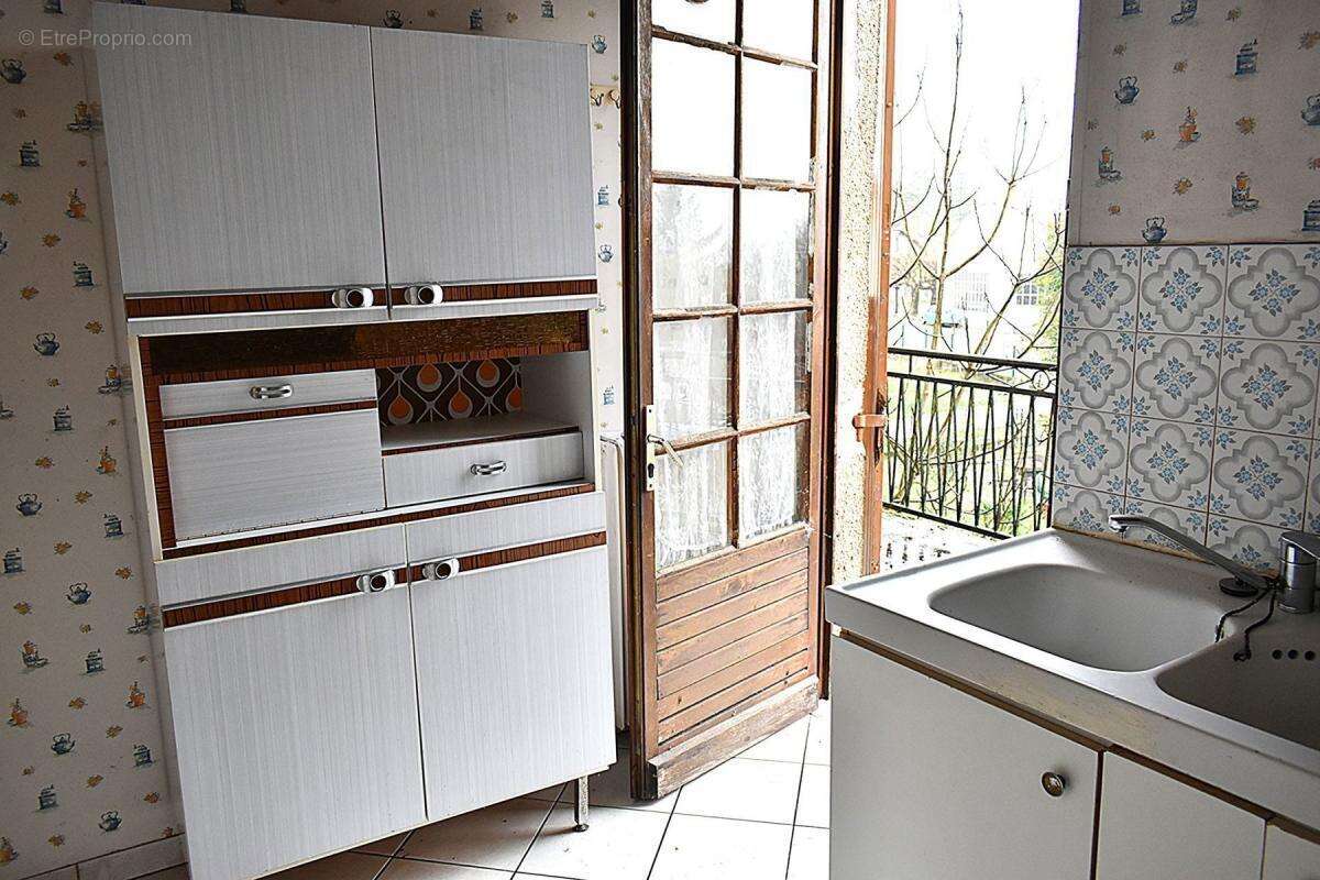 Maison à MONBAHUS