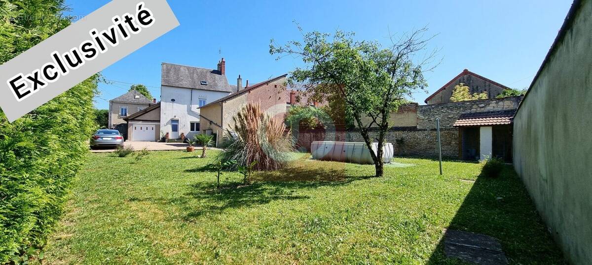 Maison à LA GUERCHE-SUR-L'AUBOIS