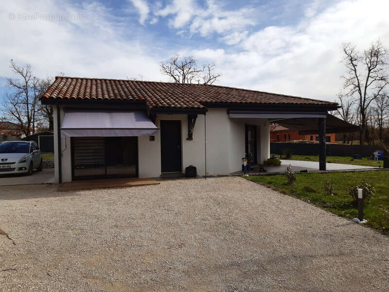 Maison à MONTDOUMERC