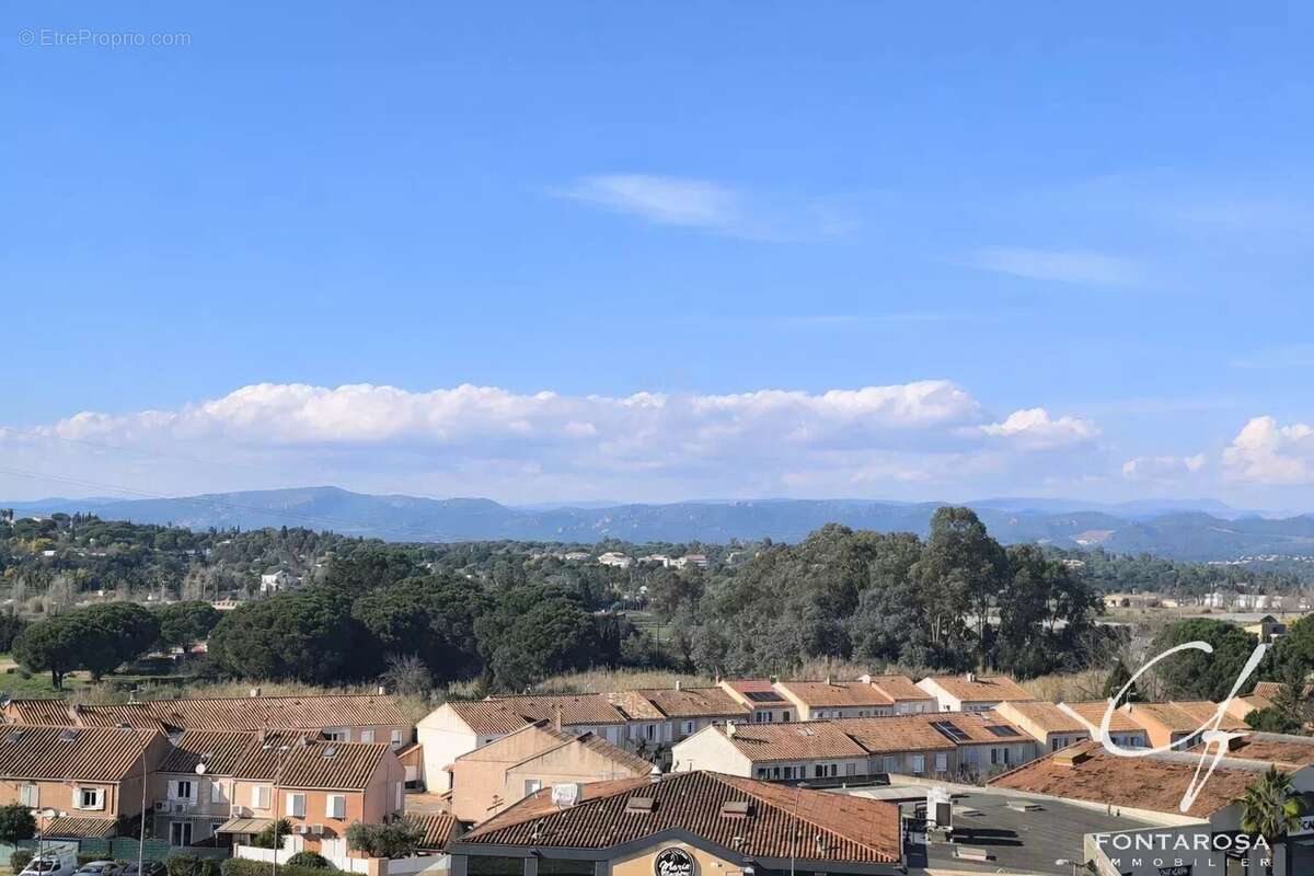 Appartement à FREJUS