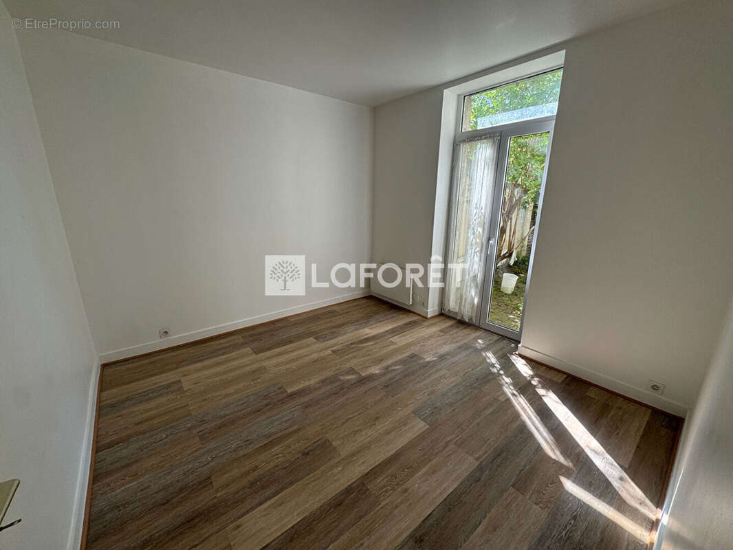 Appartement Beaumont Sur Oise 3 pièces 47 m2 Jardin 127m2 - photo 4
