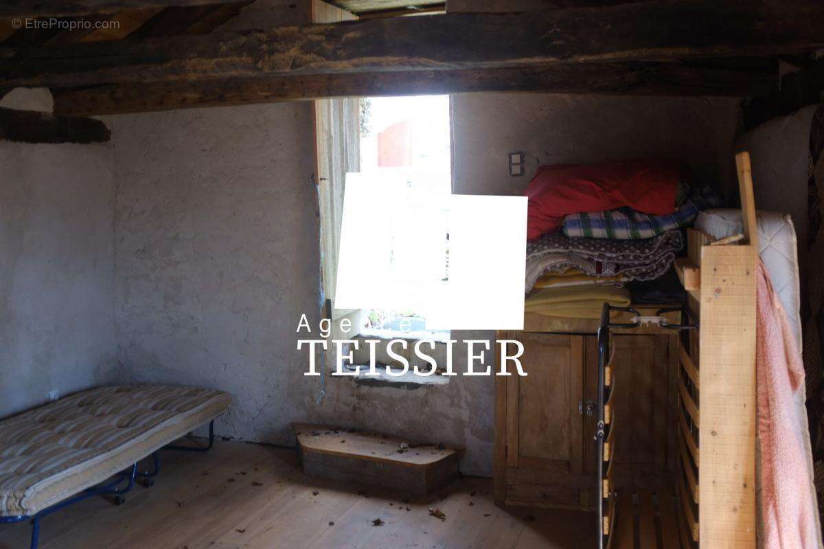 Maison à PONTEILS-ET-BRESIS