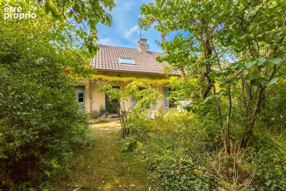 A vendre 21 Corcelles les Monts. Ancien corps de ferme de caractère avec piscine, dépendances et équipements récents - photo 8