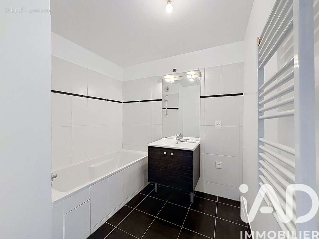 Appartement 69 m² à Franconville  - photo 6