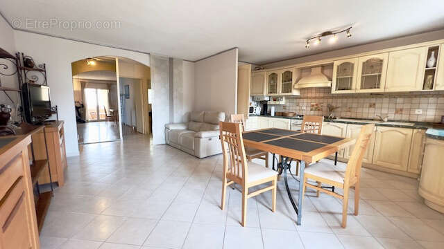 Appartement à BEAUSOLEIL