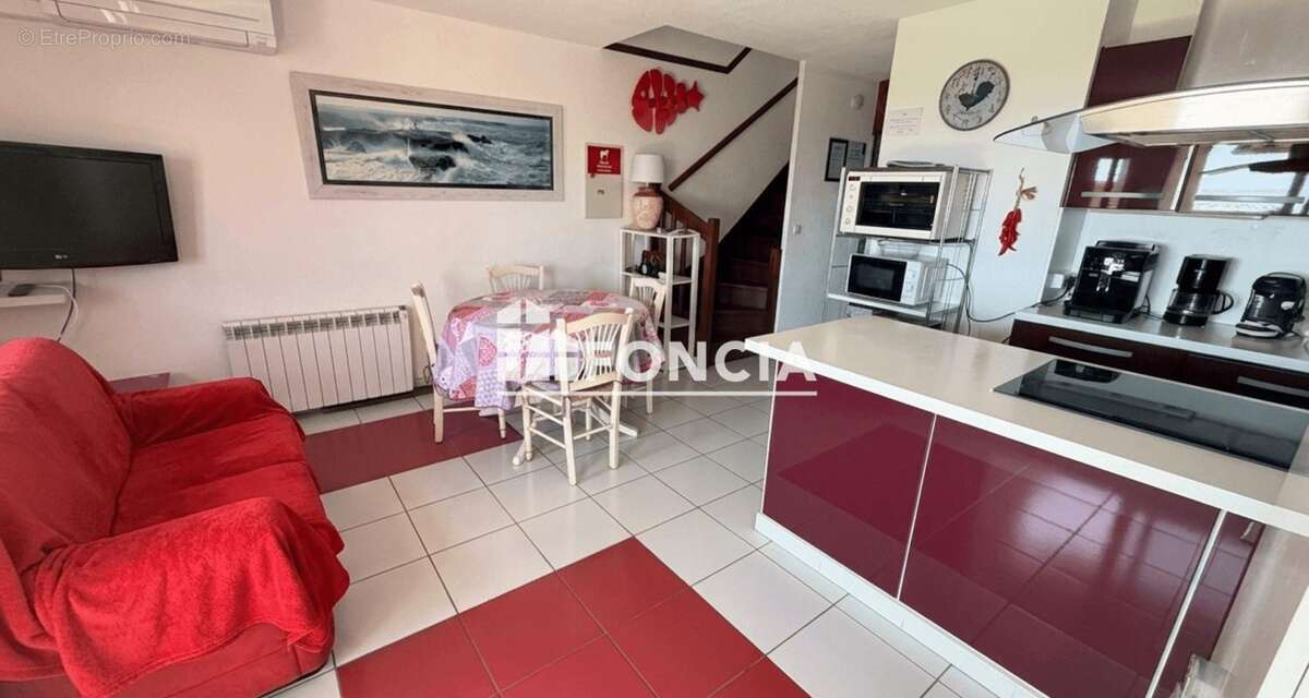 Appartement T3 duplex avec vue mer, terrasses, piscine, parking et gardien - photo 3