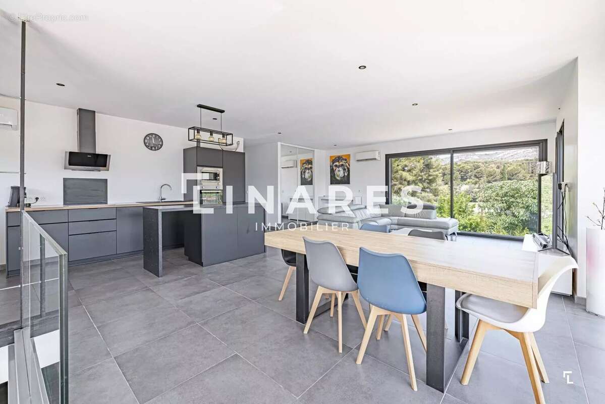 Maison à MARSEILLE-11E