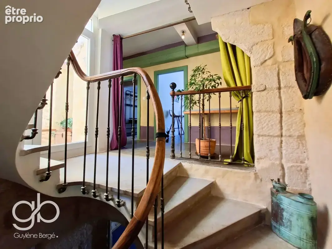 Maison T8  207 m2, terrasse  5 ch.  Entre-Vignes 34400 proche Montpellier, quartier Saint Christol  DPE A - photo 10