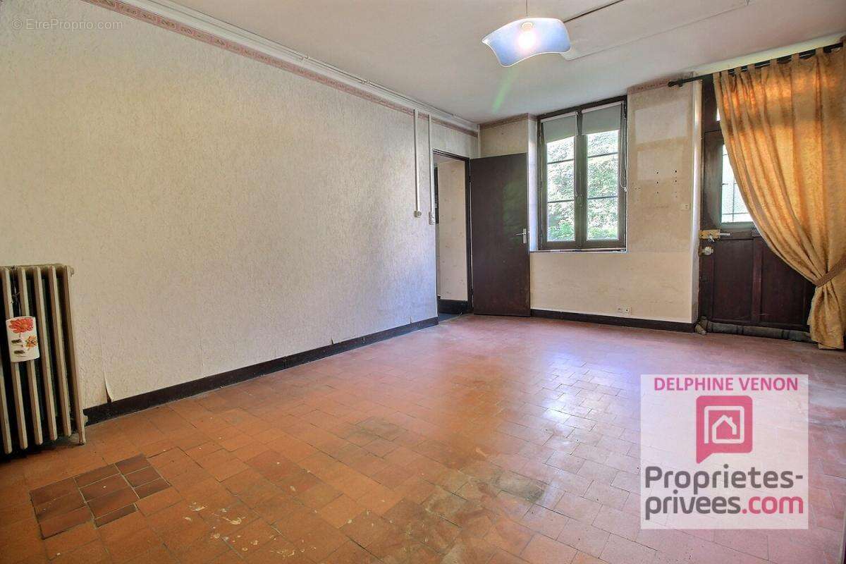 Maison à VITRY-AUX-LOGES