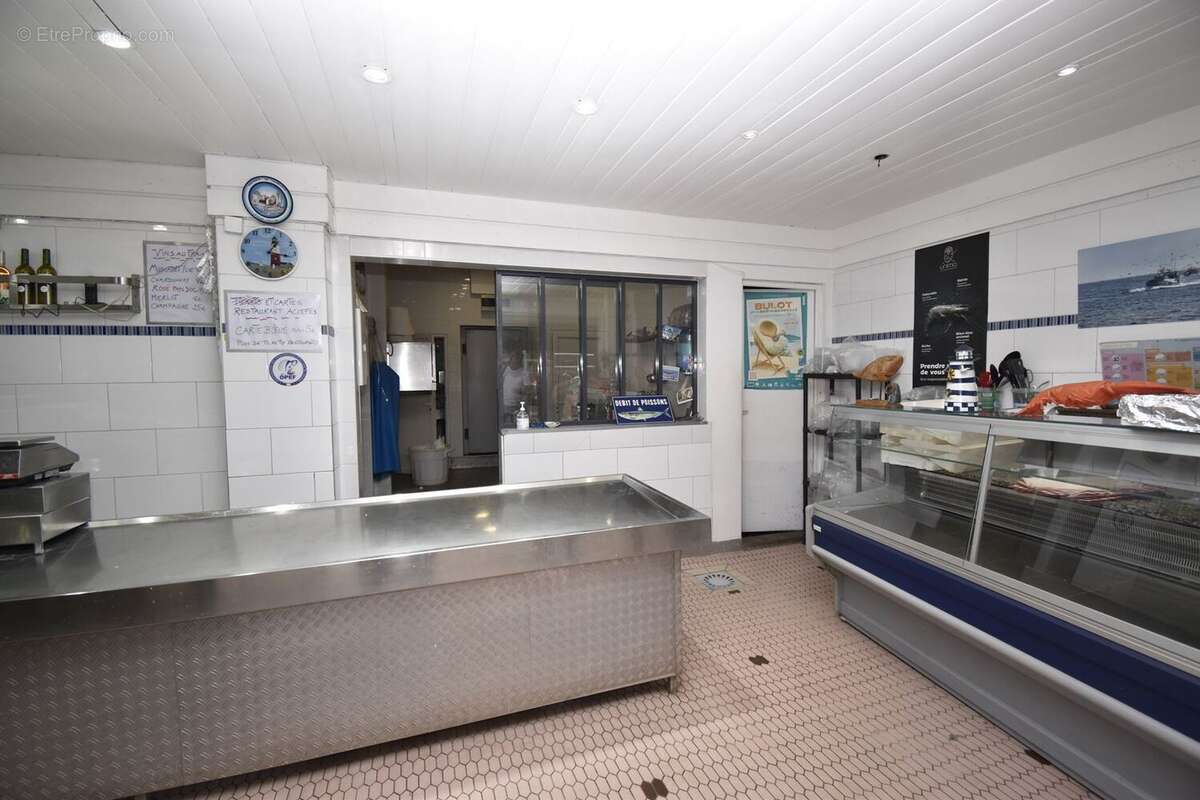 Commerce 53 m² à Le Kremlin-Bicetre  - photo 6