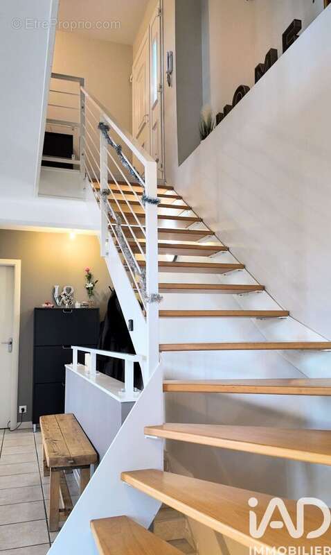 Photo 9 - Maison à SAINT-JEAN-BONNEFONDS