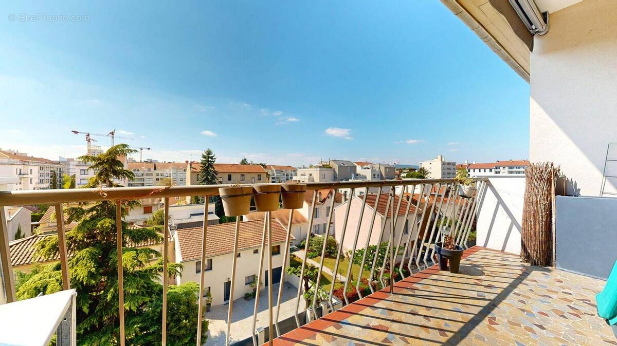 Appartement à VILLEURBANNE
