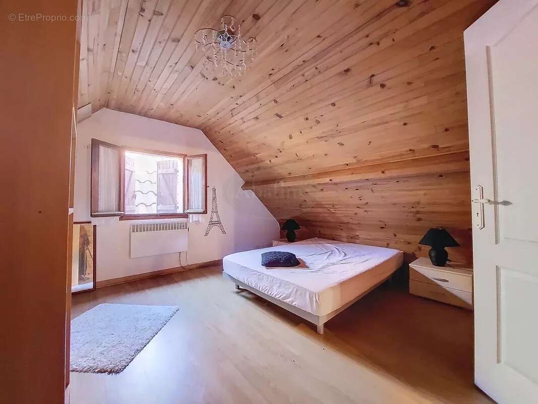 Maison à CHELLE-DEBAT