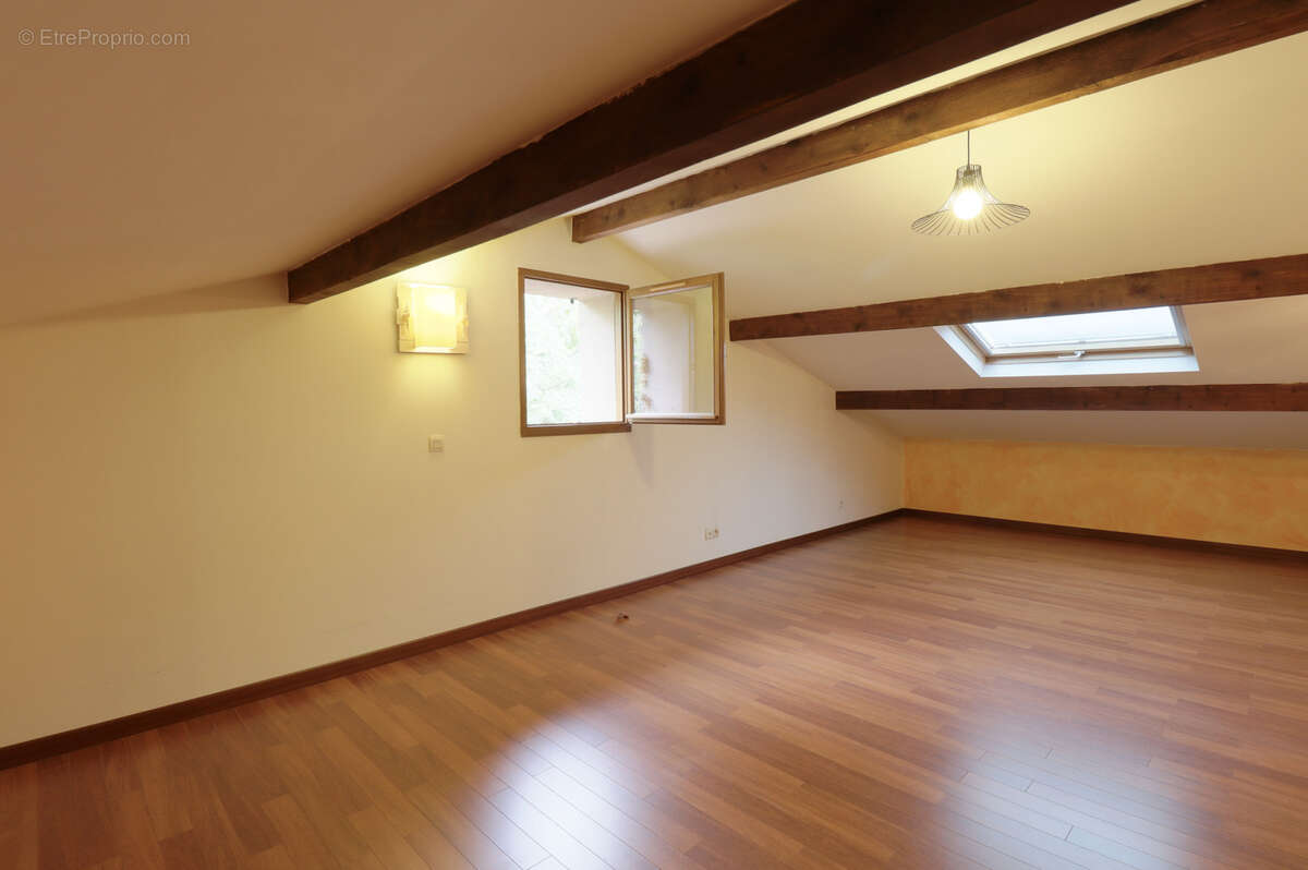 Maison à RILLIEUX-LA-PAPE