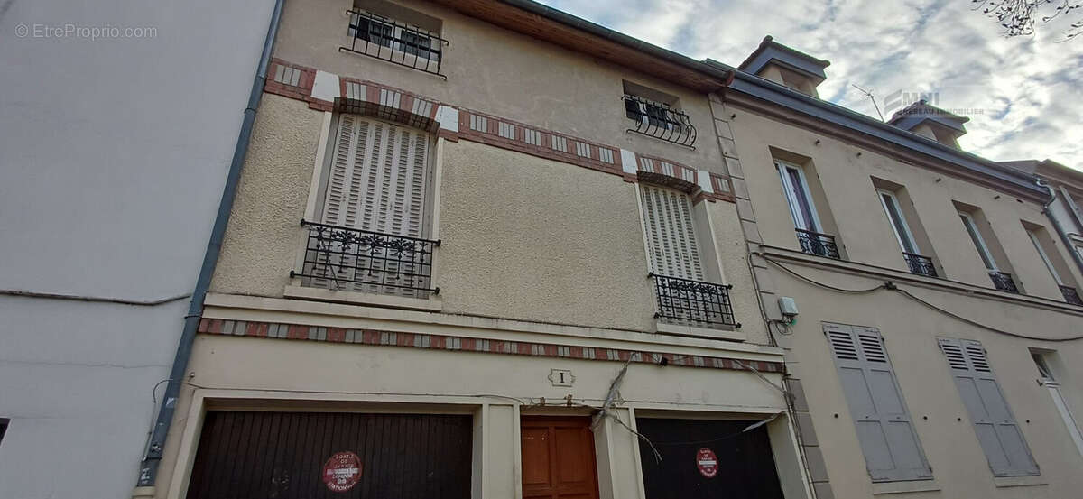 Appartement à CHOISY-LE-ROI