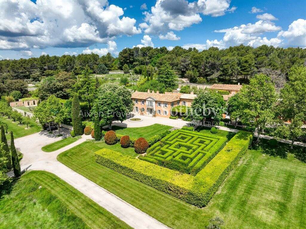 Maison à AIX-EN-PROVENCE