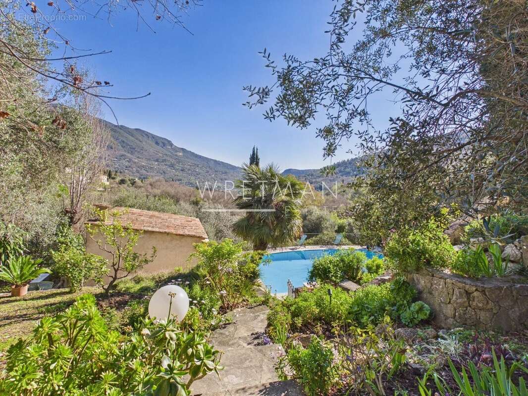 Maison à LE BAR-SUR-LOUP
