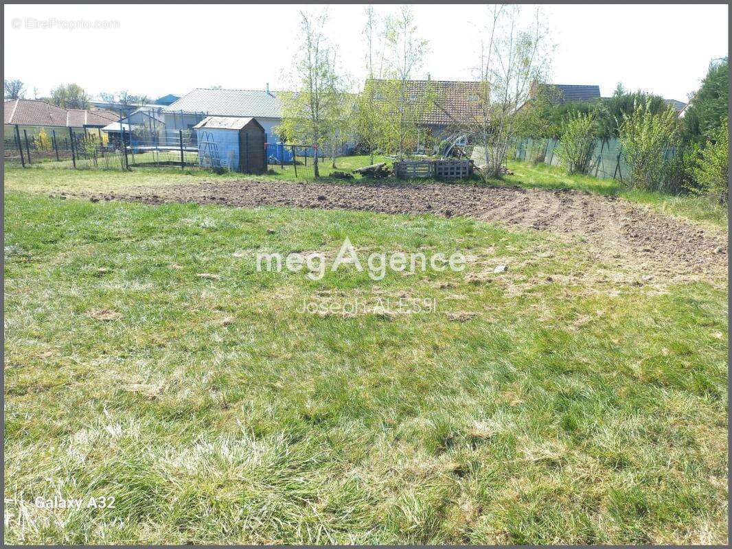 Terrain à CONDE-NORTHEN