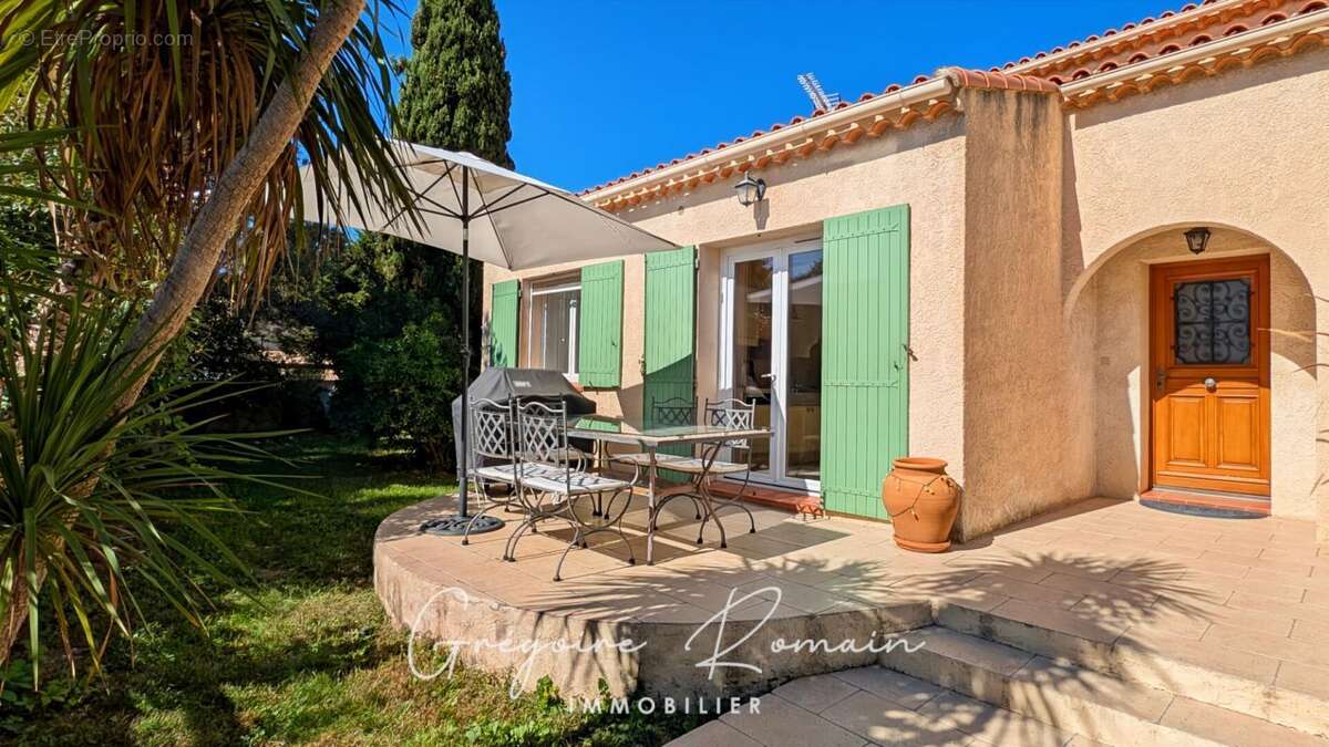 Maison à SAINT-CHAMAS