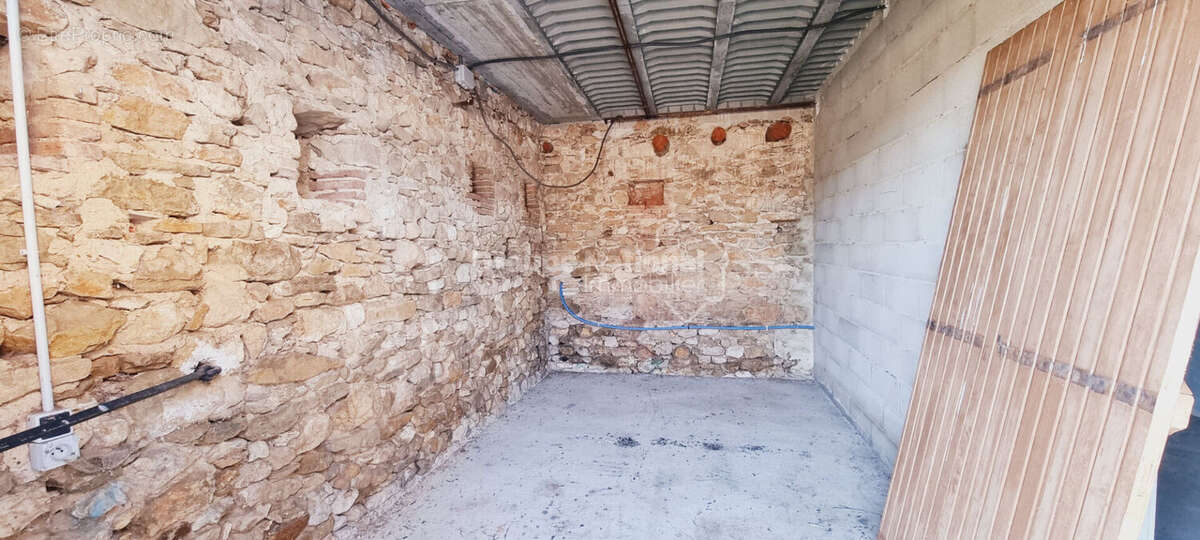 Maison à GOUDARGUES