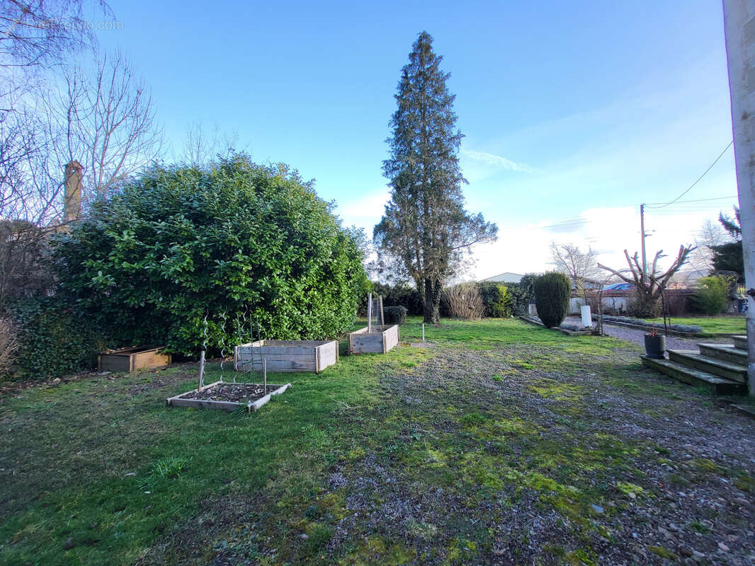 Maison à BAUDONCOURT