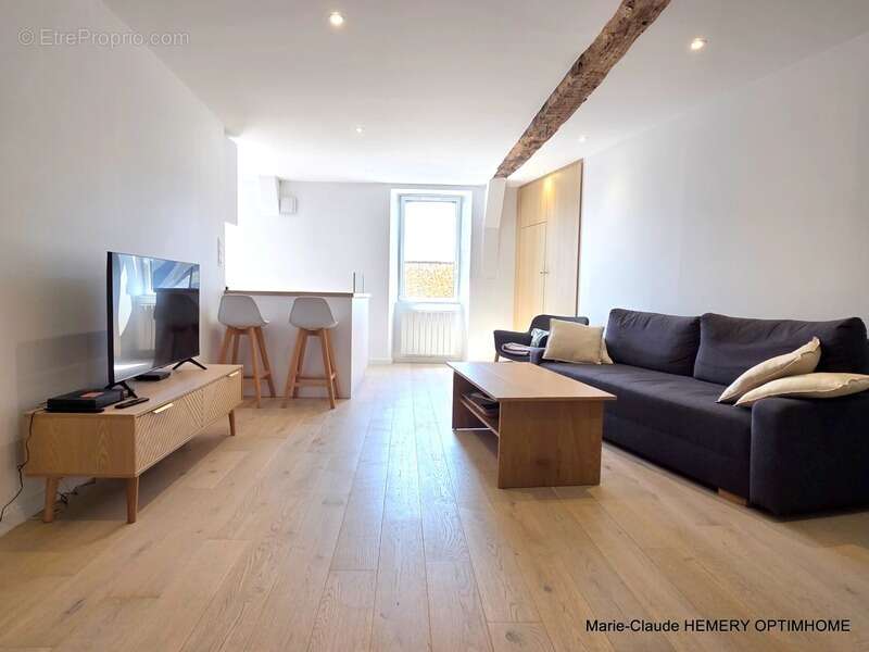 Saint-Malo – Saint-Servan Élégant duplex de caractère – 69 m² habitables (92 m² au sol) - photo 3