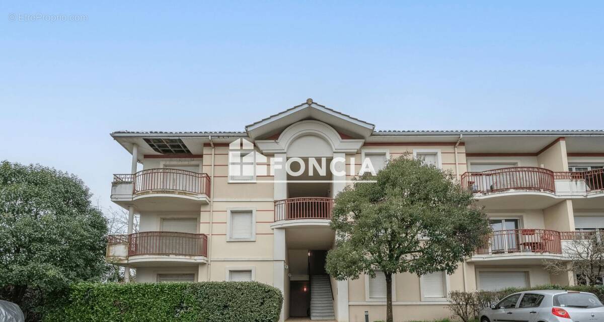 Appartement à VILLENAVE-D'ORNON