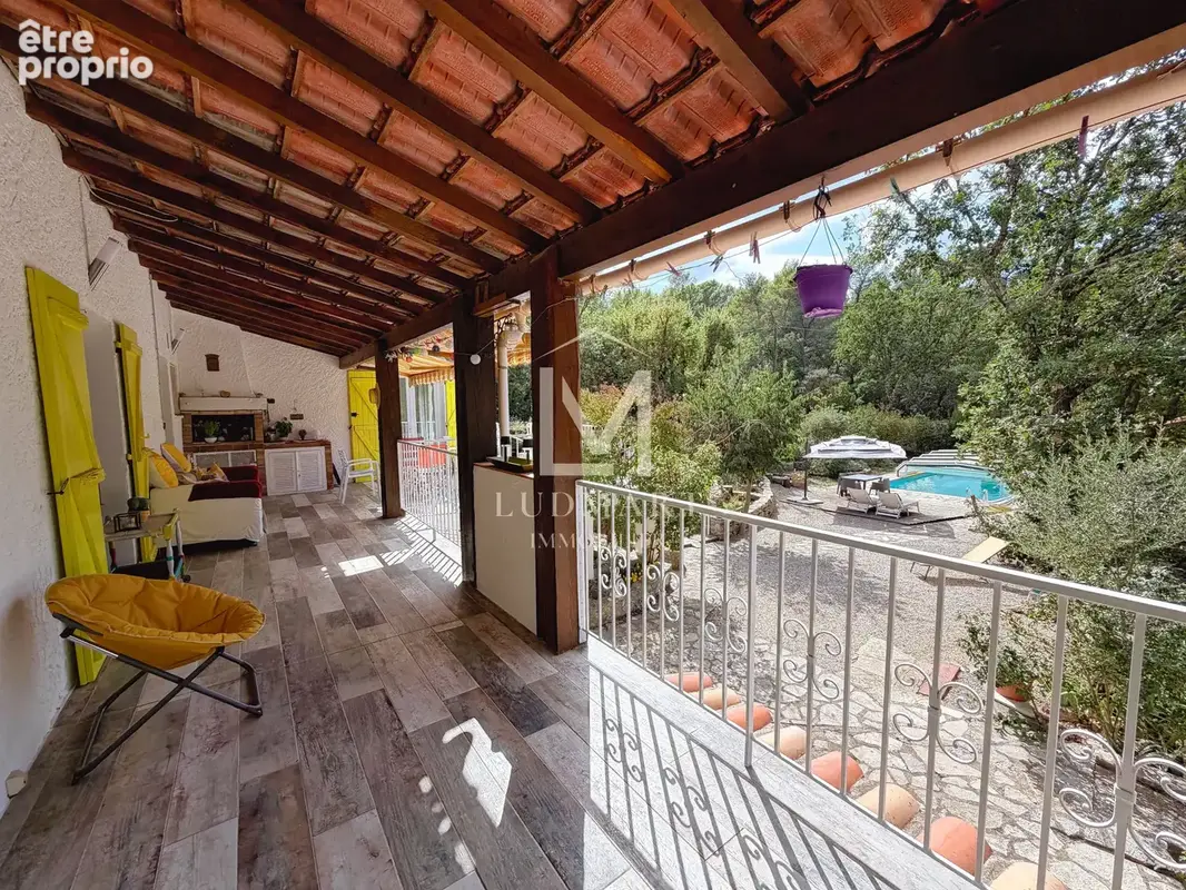 Villa rénovée avec studio indépendant, piscine et 3 867 m2 de terrain à Lorgues - photo 6
