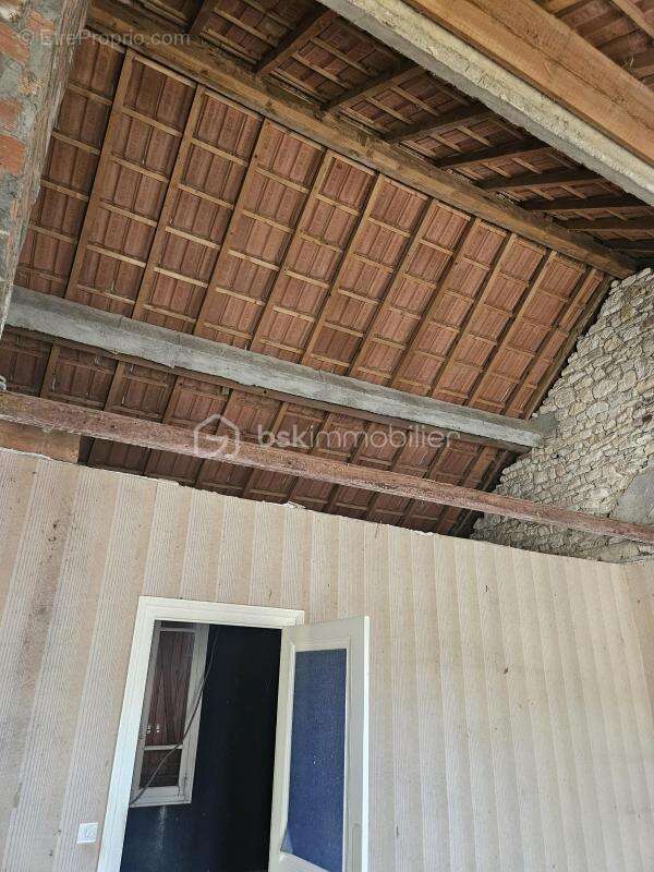 À SAISIR – Maison au calme avec fort potentiel à seulement 6 km de Clamecy 58500 ! - photo 14