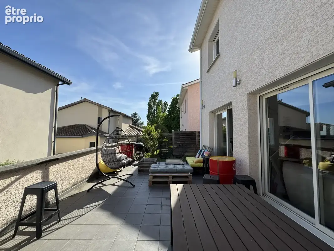 Communay - maison 4 pieces - coeur de village - photo 3