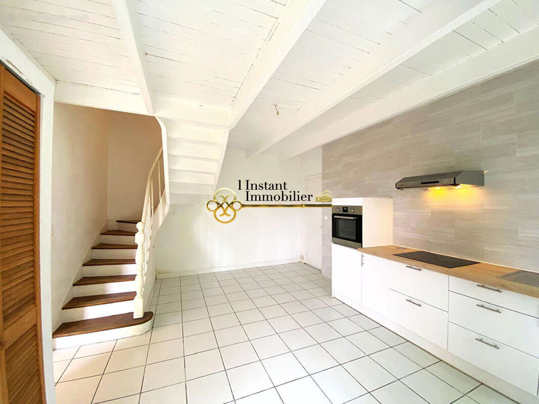 Maison à PLESTIN-LES-GREVES