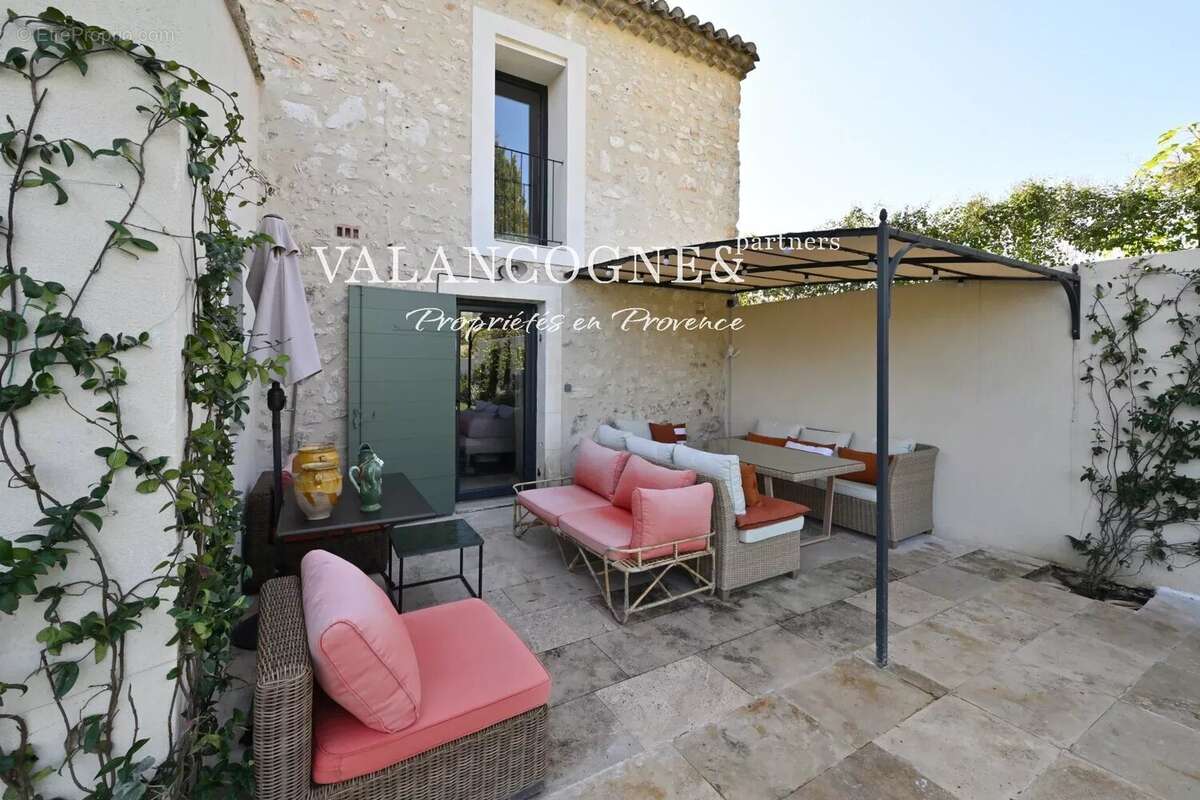 Maison en pierre du XVIII siècle - photo 3