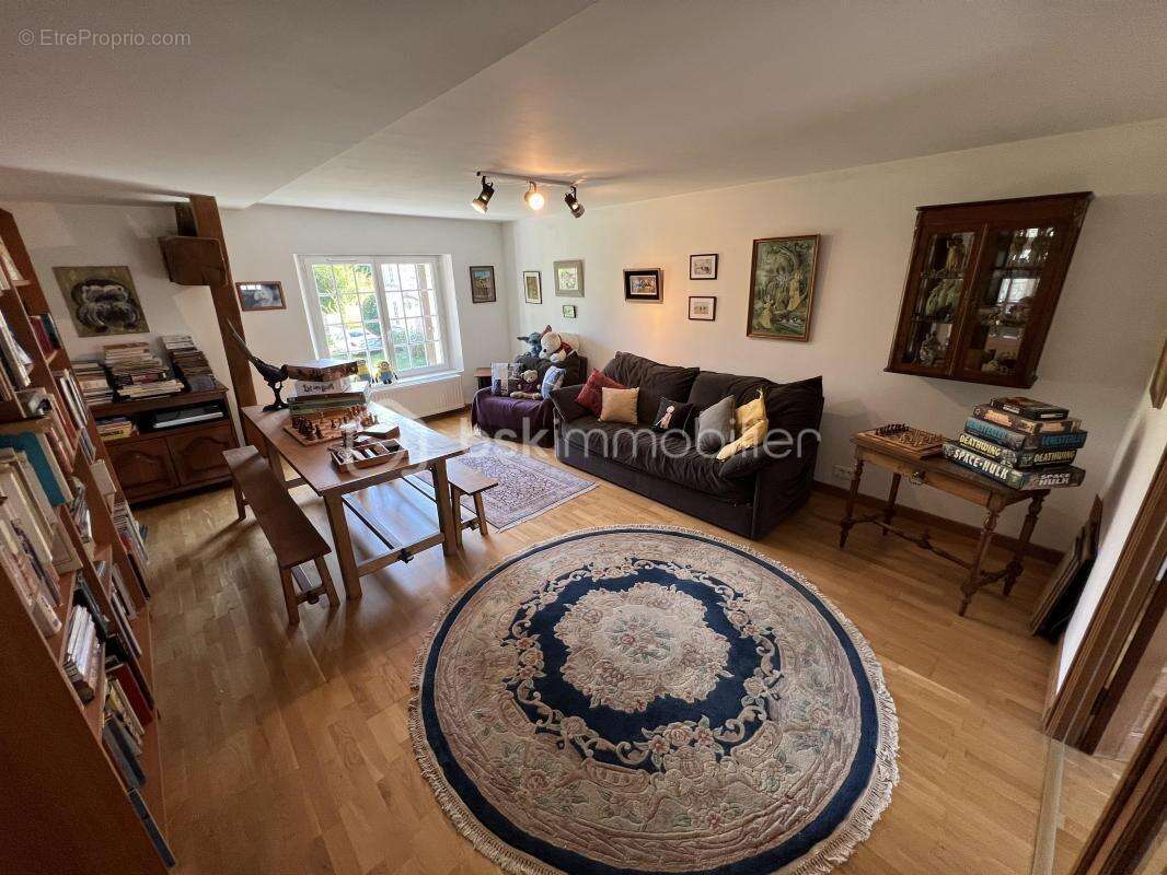 Maison à CHOISY-EN-BRIE