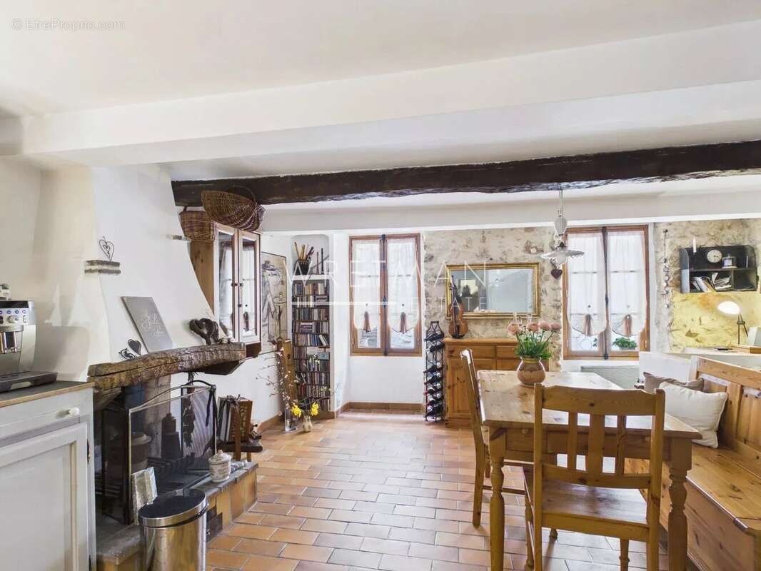 Appartement à VENCE