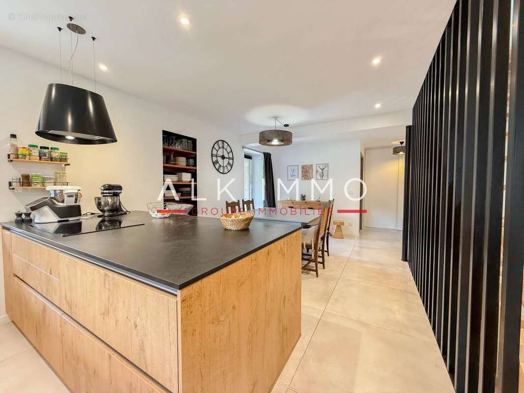 Maison à SAINT-FRANCOIS-DE-SALES