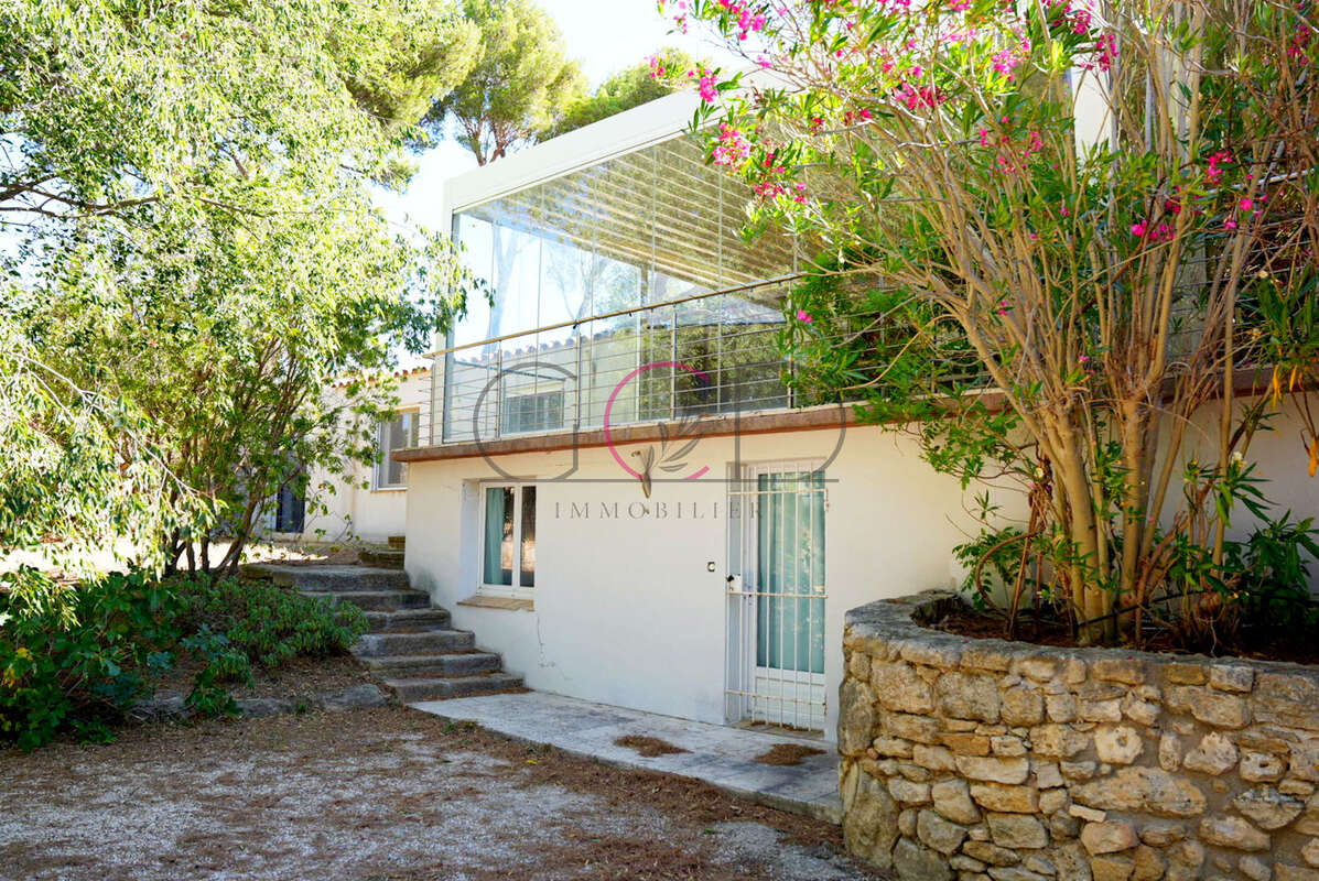 Maison à PELISSANNE