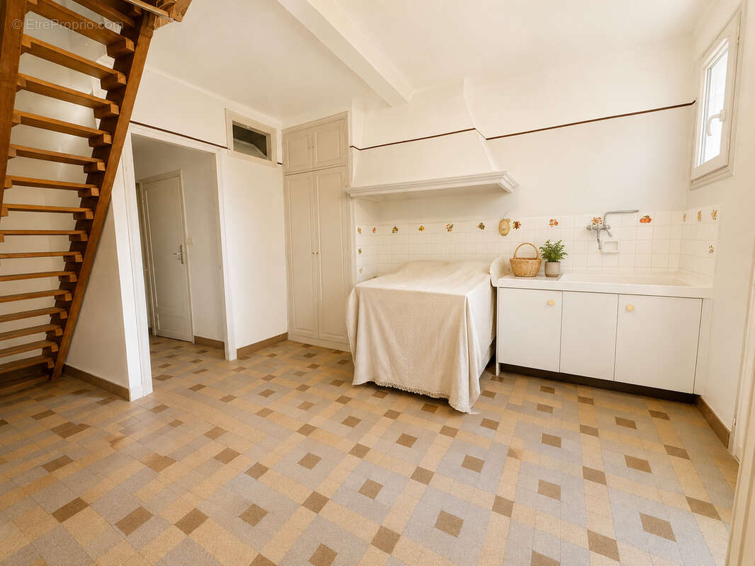 Maison à CARNOULES
