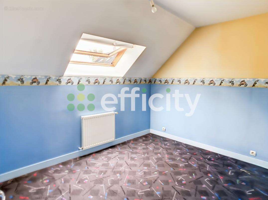 Maison à SAINT-MARCEL