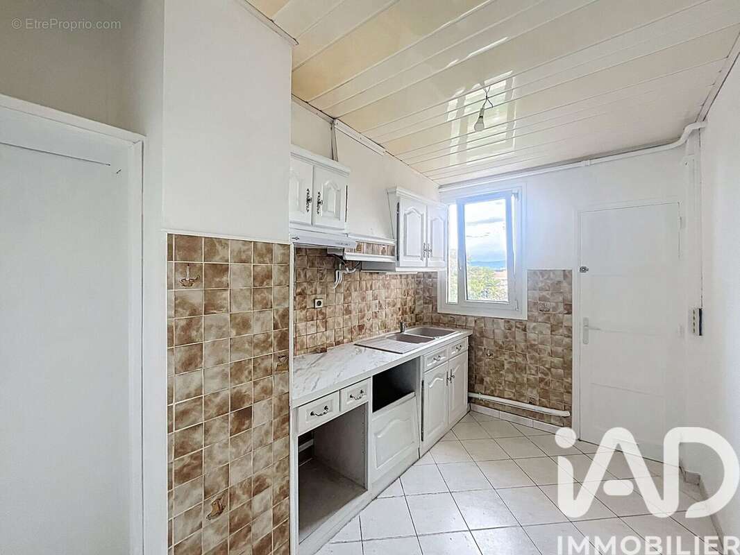 Photo 2 - Appartement à MARSEILLE-10E