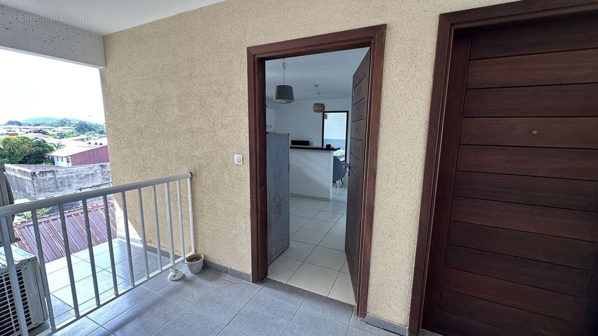 Votre appartement t2 dans une résidence sécurisée à cayenne - photo 9