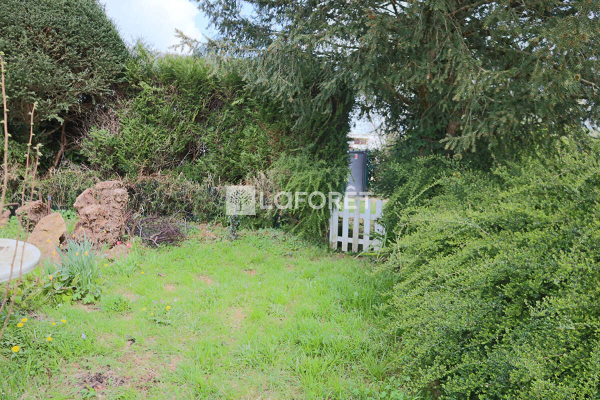 Maison à OZOIR-LA-FERRIERE