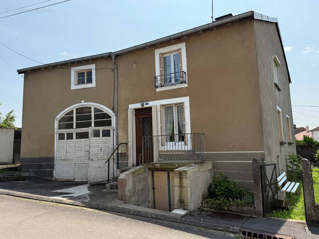 Maison à BOURBONNE-LES-BAINS