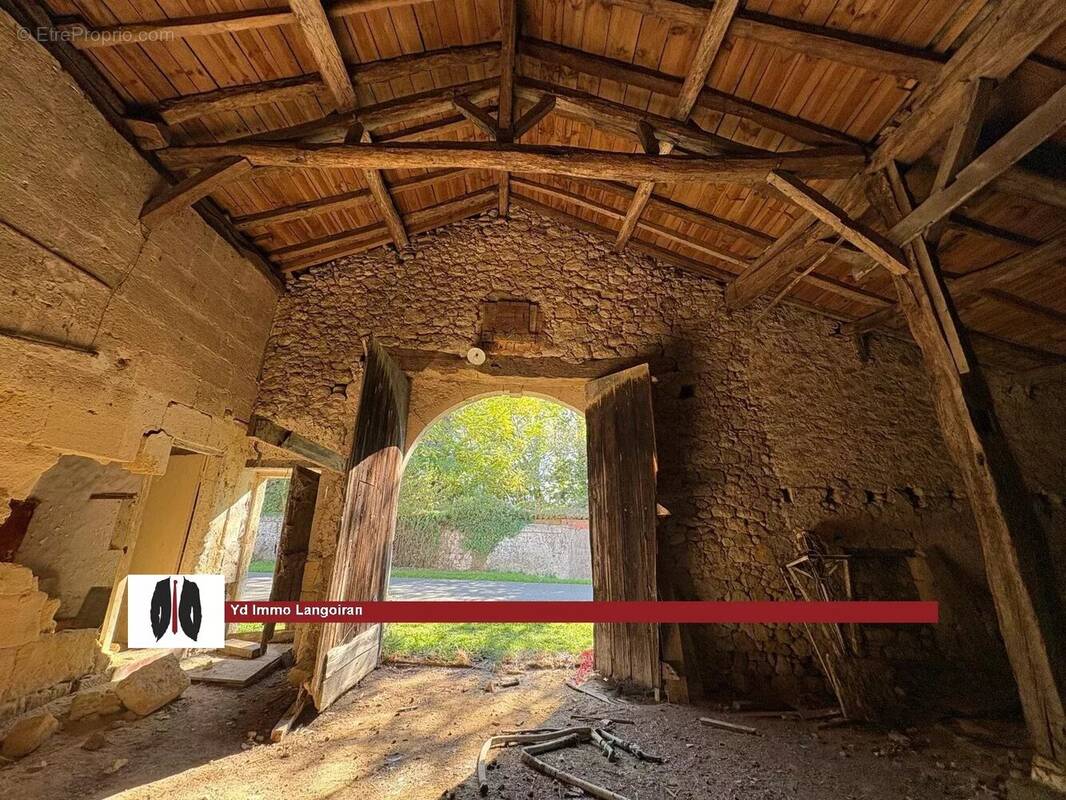 Maison à VILLENAVE-DE-RIONS