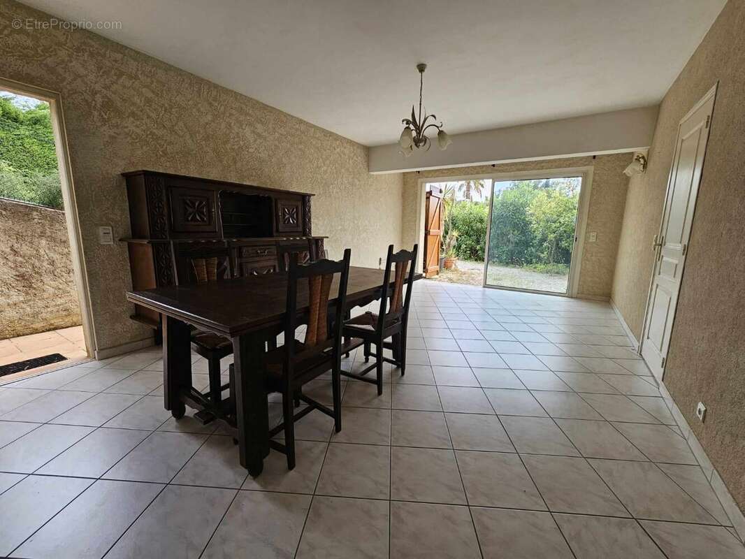 Maison à LA CROIX-VALMER