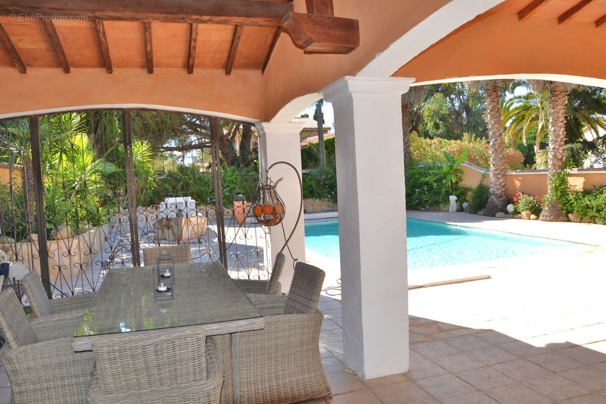 Maison à SIX-FOURS-LES-PLAGES